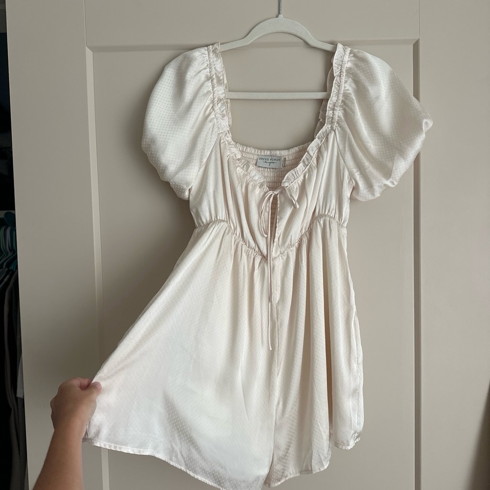 Dress Forum Cream Puff-Sleeve Satin Mini Romper